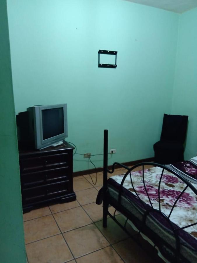 Apartament Apart Yenny, Musoc, Tracopa Bus, Cerca Clinica Biblica Y Carit San José Zewnętrze zdjęcie